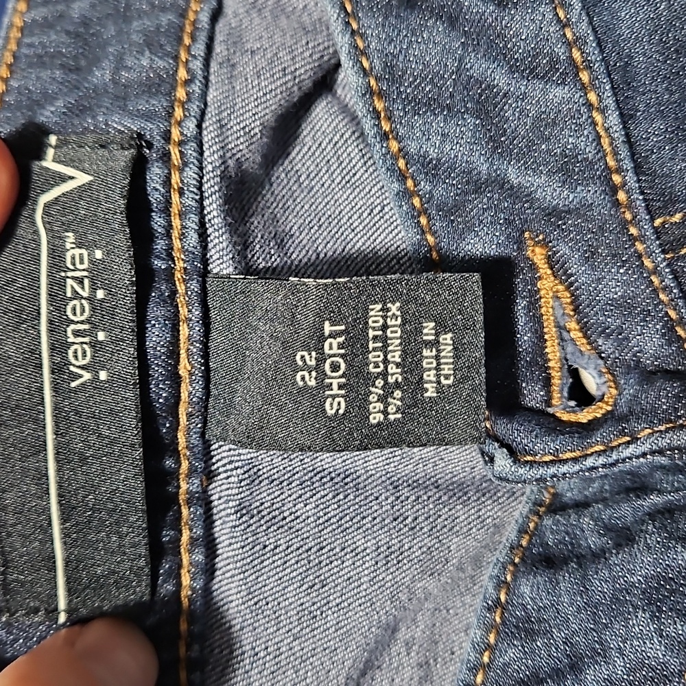 Venezia dark wash straight leg denim mom jeans, sx 22 short - Picture 9 of 9